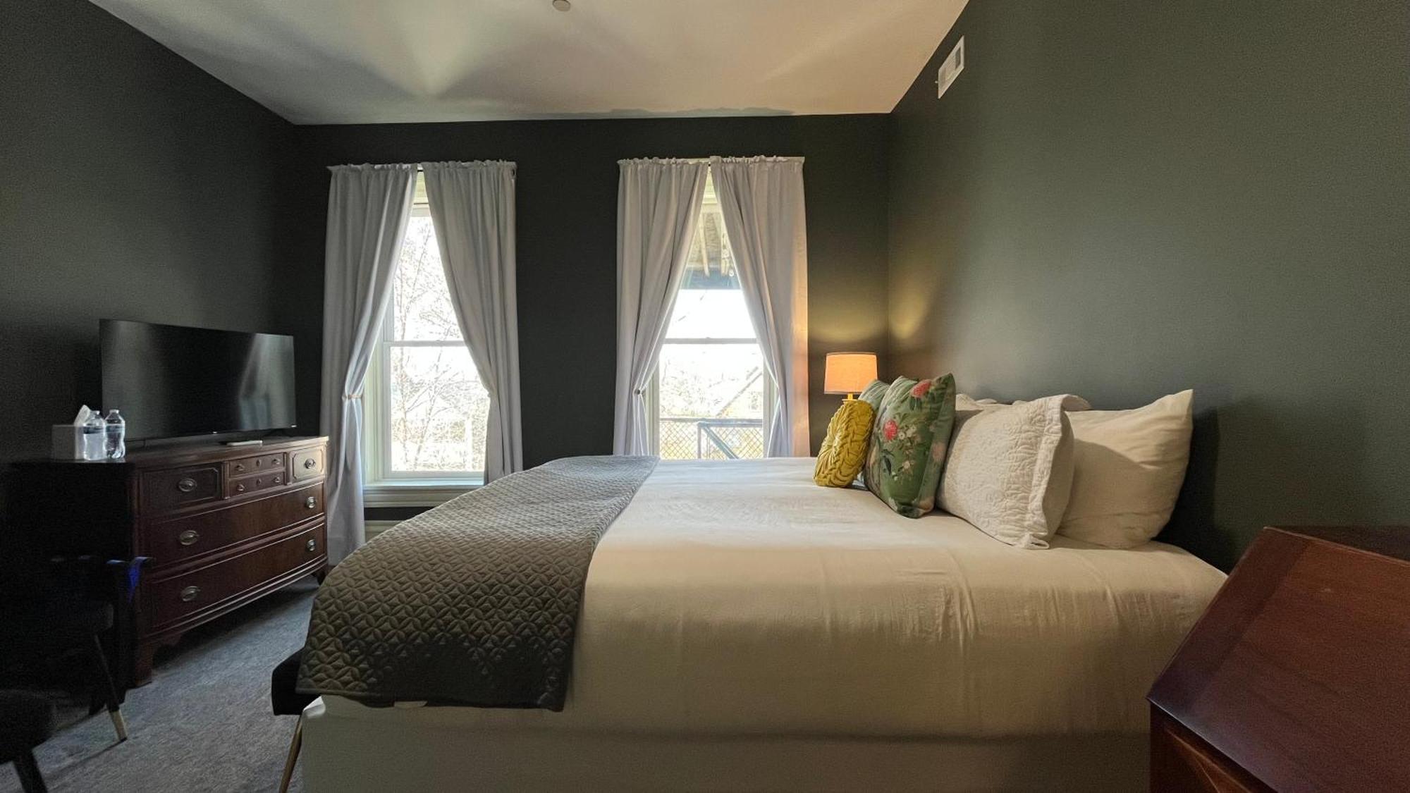 Stone Gables Inn 克里夫兰 外观 照片