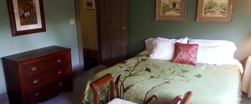 Stone Gables Inn 克里夫兰 外观 照片